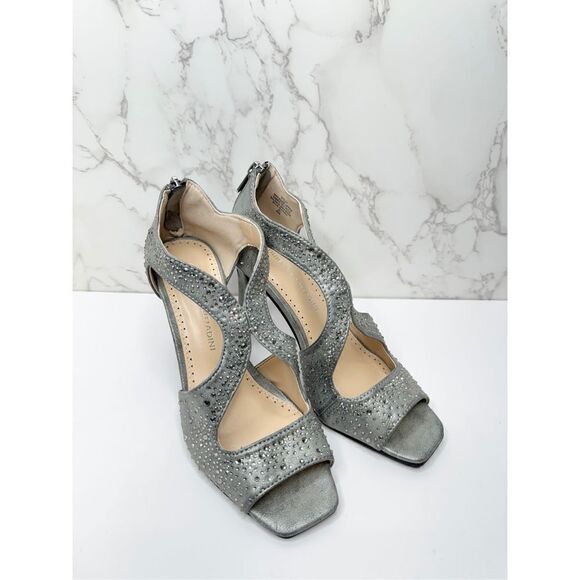 Adrienne Vittadini Sandals Womens Size 6 Gray Beaded Open Toe High Heel - Picture 3 of 10